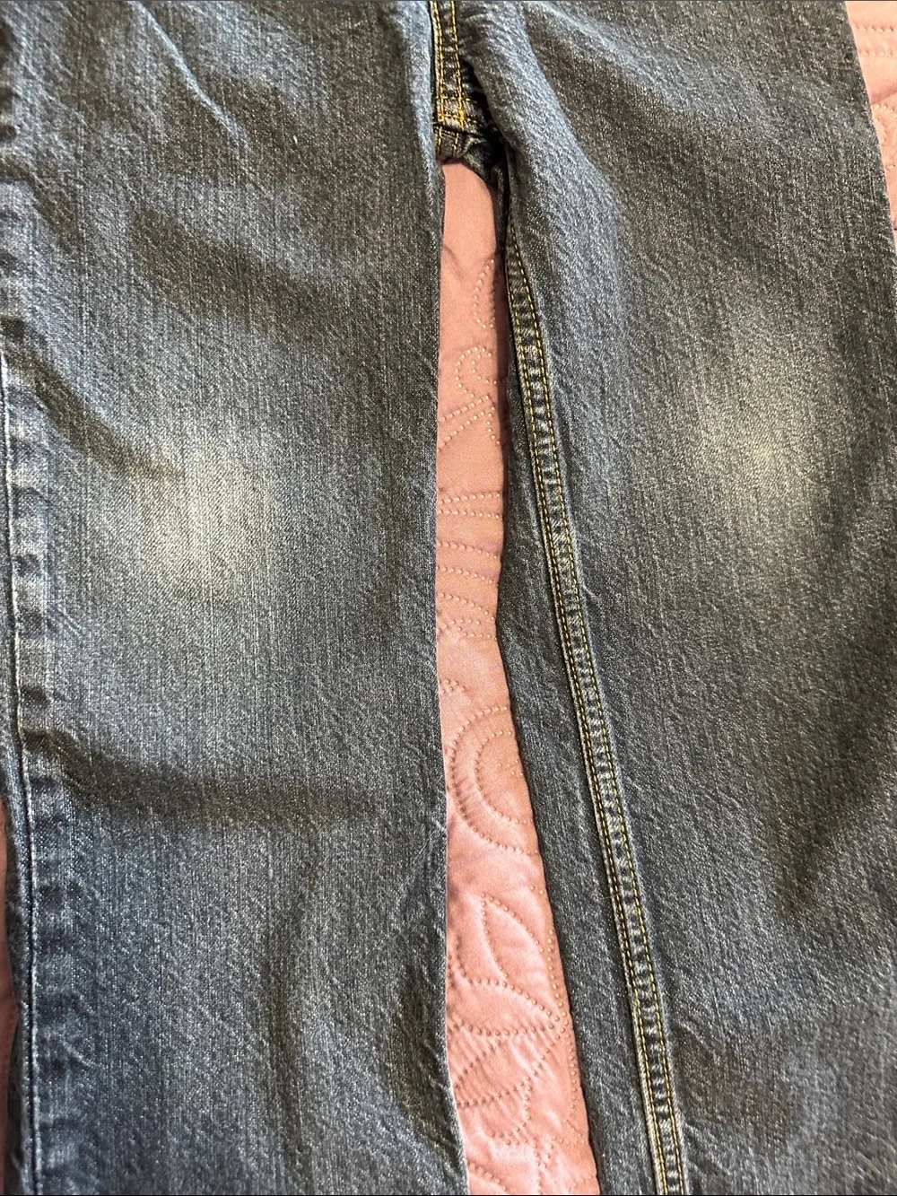 Oshkosh B’Gosh little boy jeans. Blue denim straight leg size 7H.